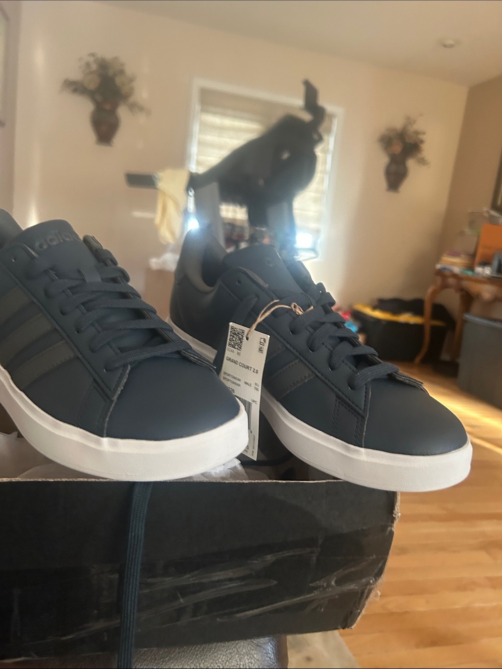 adidas Men’s Dark Blue Low-Top Sneakers